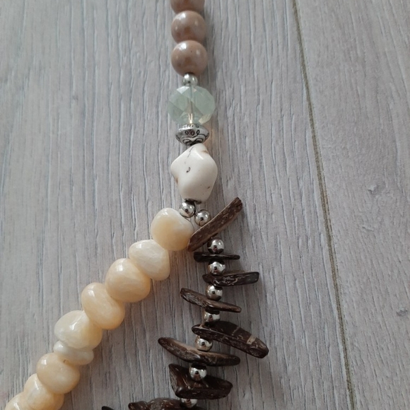 Necklace - Picture 2 of 4